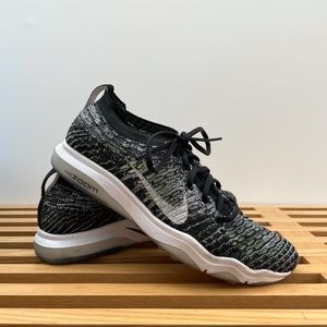 6.5 Women's Nike Zoom